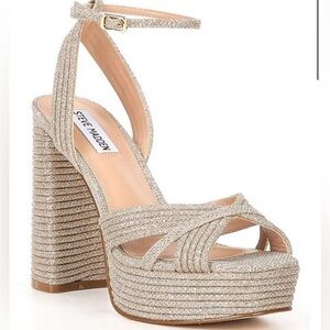 Steve Madden Laurel Pumps